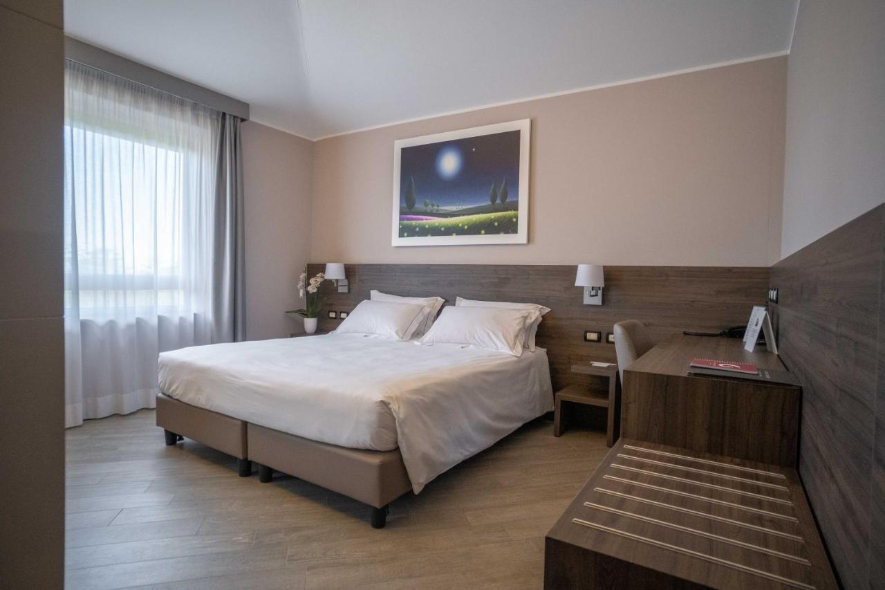 Hotel Guerro Castelvetro di Modena Dış mekan fotoğraf